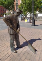 /album/escultura-urbana/4-barrendero-madrileno-1960-jpg/